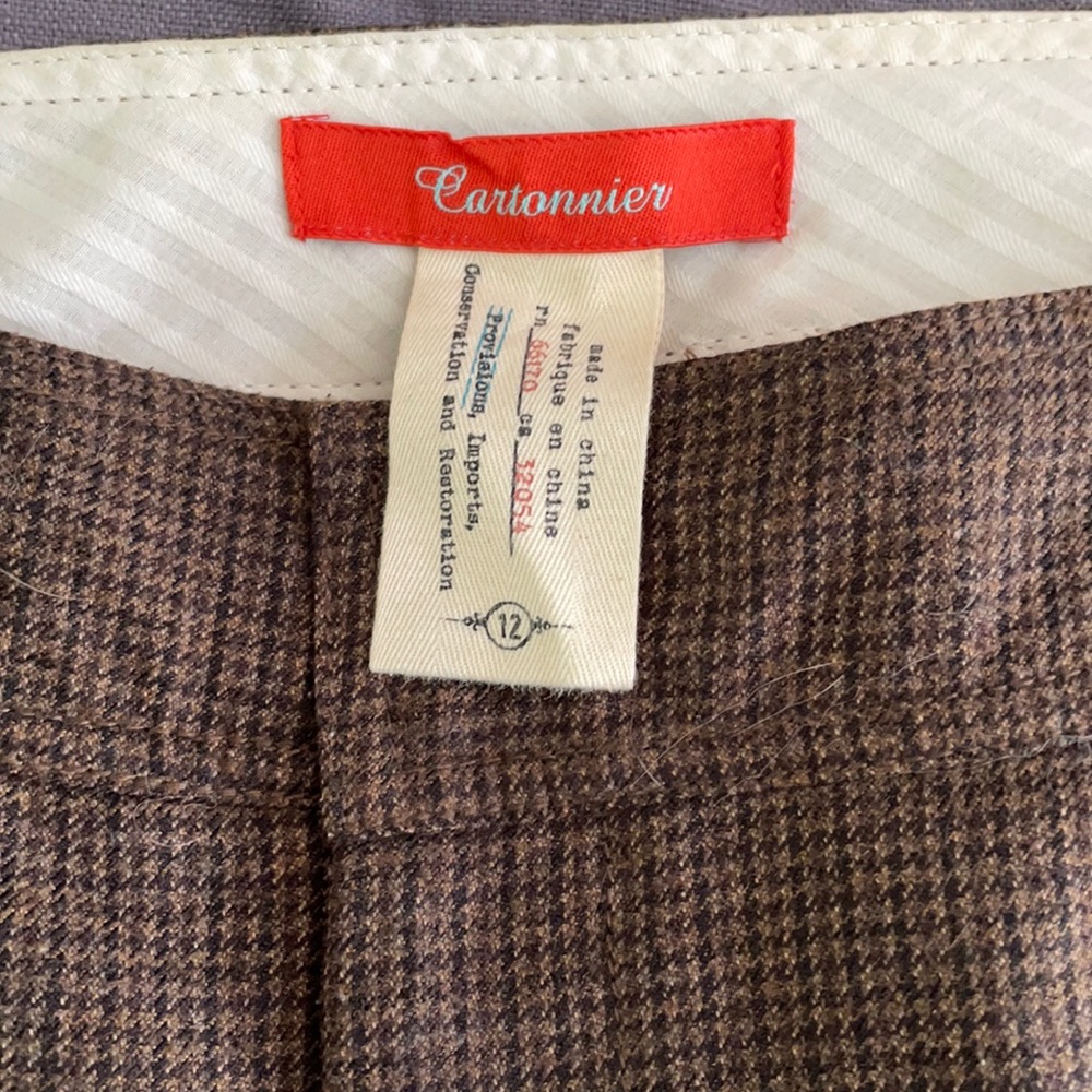 Cropped classic Trousers by Cartonnier